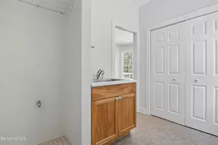 9 Eastbrook Ln, Pittsfield, MA 01201 - Photo 31