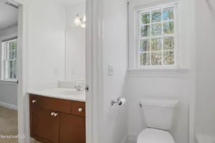 9 Eastbrook Ln, Pittsfield, MA 01201 - Photo 51
