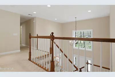 9 Eastbrook Ln, Pittsfield, MA 01201 - Photo 37