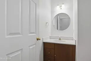 9 Eastbrook Ln, Pittsfield, MA 01201 - Photo 33