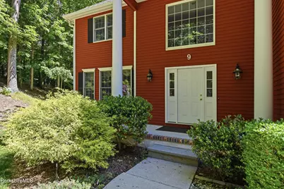 9 Eastbrook Ln, Pittsfield, MA 01201 - Photo 11