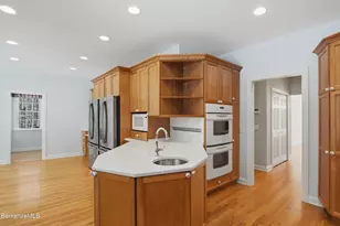 9 Eastbrook Ln, Pittsfield, MA 01201 - Photo 31
