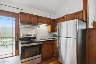 668 N Main St, Lanesborough, MA 01237 - Photo 9