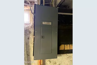 93 North St, North Adams, MA 01247 - Photo 35