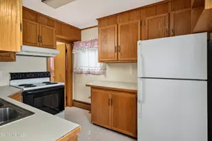 93 North St, North Adams, MA 01247 - Photo 25
