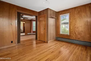 93 North St, North Adams, MA 01247 - Photo 15