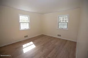 98 N Rd, Monroe, MA 01350 - Photo 15