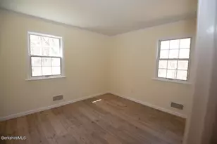 98 N Rd, Monroe, MA 01350 - Photo 17