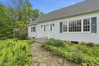 98 N Rd, Monroe, MA 01350 - Photo 7