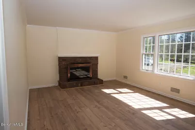 98 N Rd, Monroe, MA 01350 - Photo 9