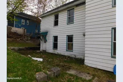 30 Lenox Ave, Pittsfield, MA 01201 - Photo 5