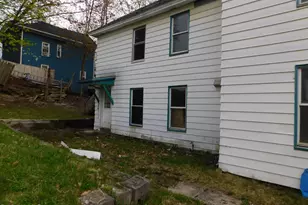 30 Lenox Ave, Pittsfield, MA 01201 - Photo 5