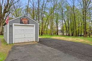 86 Broadview Terrace, Pittsfield, MA 01201 - Photo 5