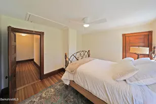 25 Taylor St, Pittsfield, MA 01201 - Photo 27