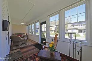 25 Taylor St, Pittsfield, MA 01201 - Photo 3