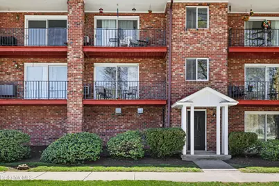 108 E Housatonic St #7, Pittsfield, MA 01201 - Photo 5