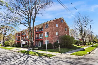 108 E Housatonic St #7, Pittsfield, MA 01201 - Photo 3