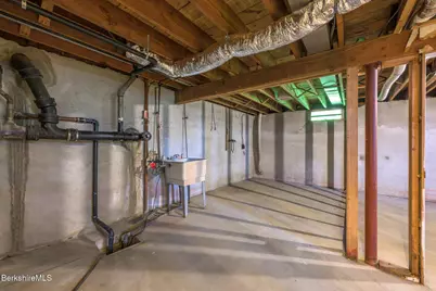 434 Williams St, Pittsfield, MA 01201 - Photo 39