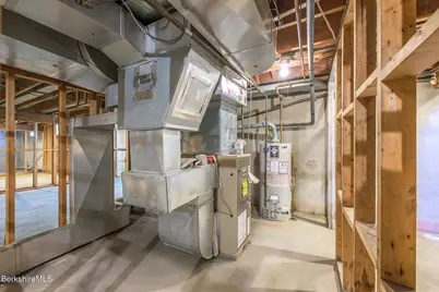434 Williams St, Pittsfield, MA 01201 - Photo 41