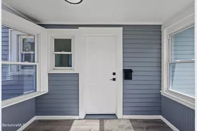 100 Essex St, Pittsfield, MA 01201 - Photo 23