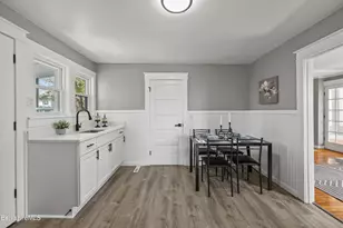 100 Essex St, Pittsfield, MA 01201 - Photo 13