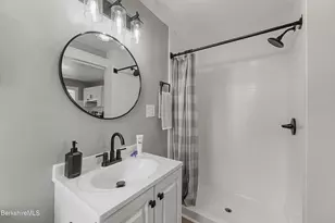 100 Essex St, Pittsfield, MA 01201 - Photo 21
