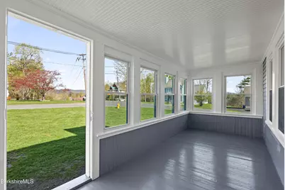 100 Essex St, Pittsfield, MA 01201 - Photo 29