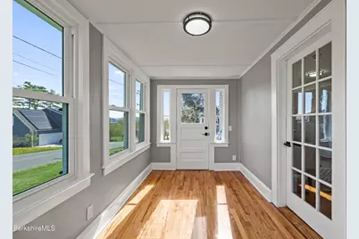 100 Essex St, Pittsfield, MA 01201 - Photo 7