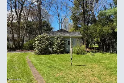 39 Castle St, Great Barrington, MA 01230 - Photo 3