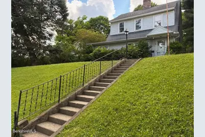 39 Castle St, Great Barrington, MA 01230 - Photo 21
