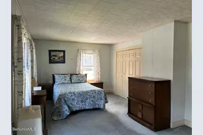 39 Castle St, Great Barrington, MA 01230 - Photo 15