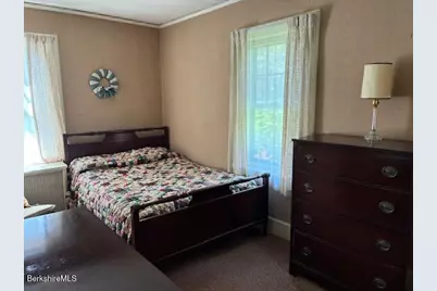 39 Castle St, Great Barrington, MA 01230 - Photo 17