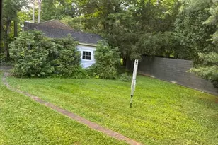 39 Castle St, Great Barrington, MA 01230 - Photo 3