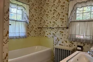 39 Castle St, Great Barrington, MA 01230 - Photo 17