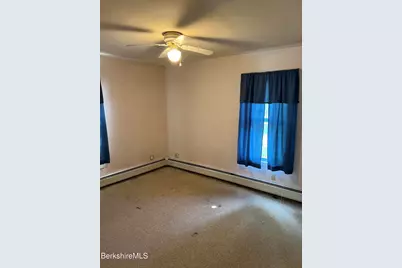 16 Albert St, Adams, MA 01220 - Photo 5