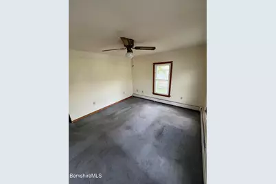 16 Albert St, Adams, MA 01220 - Photo 13
