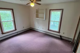 16 Albert St, Adams, MA 01220 - Photo 9