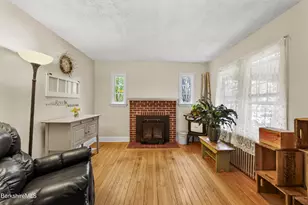 16 Kensington Ave, Pittsfield, MA 01201 - Photo 7