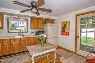 32 Lakeview St, Pittsfield, MA 01201 - Photo 15