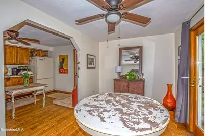32 Lakeview St, Pittsfield, MA 01201 - Photo 25