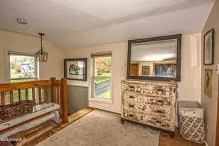 32 Lakeview St, Pittsfield, MA 01201 - Photo 29