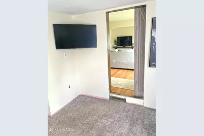 32 Lakeview St, Pittsfield, MA 01201 - Photo 39