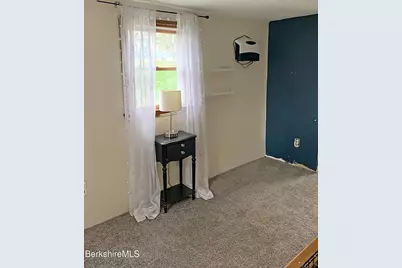 32 Lakeview St, Pittsfield, MA 01201 - Photo 41