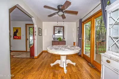 32 Lakeview St, Pittsfield, MA 01201 - Photo 23
