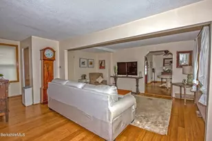 32 Lakeview St, Pittsfield, MA 01201 - Photo 21