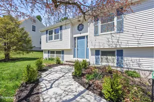 9 Donovan St, Pittsfield, MA 01201 - Photo 3