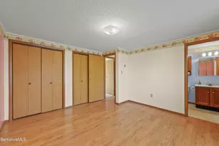 9 Donovan St, Pittsfield, MA 01201 - Photo 15