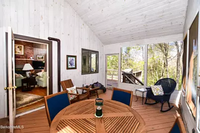 121 Hiawatha Rd, Becket, MA 01223 - Photo 5