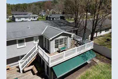54 Pinehill Ter, North Adams, MA 01247 - Photo 9