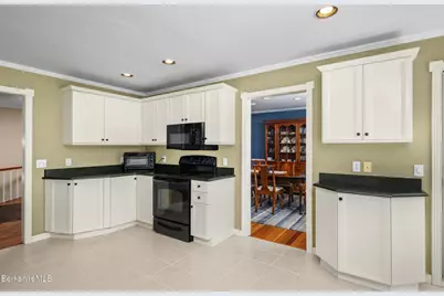 54 Pinehill Ter, North Adams, MA 01247 - Photo 21